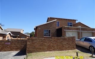 3 Bedroom Townhouse in Honey Park
