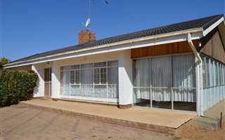 3 Bedroom House in Allanridge