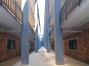 1 Bed Apartment in Johannesburg Central