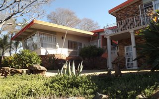 5 Bedroom House in Elandia