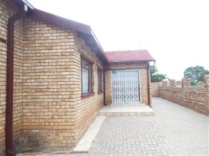 4 Bed House in Kwaguqa