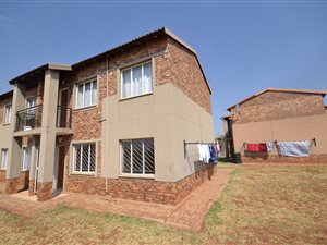 2 Bed House in Protea Glen