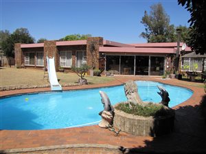 5 Bed House in Vanderbijlpark SE2