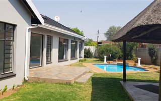 3 Bedroom House in Sunward Park