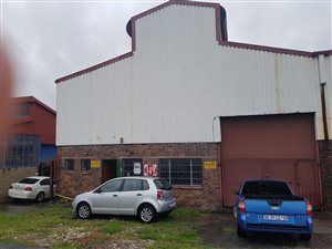 300 m² Industrial space in Delville