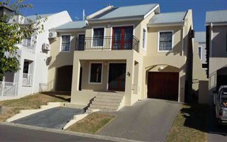 3 Bedroom House in Welgevonden Estate