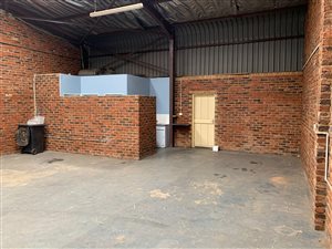 150 m² Industrial space in Alrode