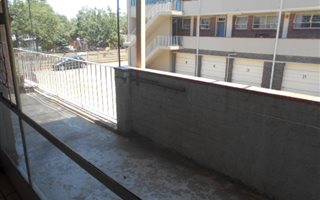 2 Bedroom Apartment in Vanderbijlpark CW