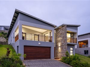 4 Bed House in Palm Lakes Estate
