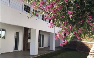 4 Bedroom Cluster in Hyde Park