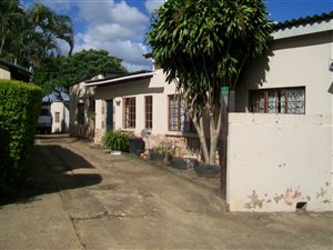 4 ha Farm in Izotsha