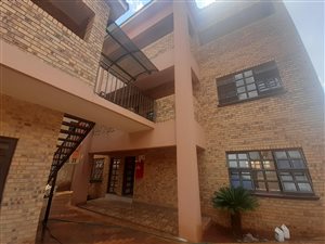 93 m² Commercial space in Lenasia
