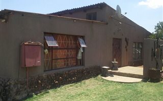 2.1 ha Farm with House in Rosashof