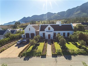 4 Bed House in Franschhoek
