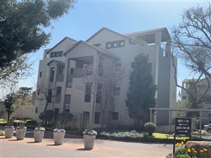 2 Bed Apartment in Lonehill