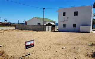 185 m² Land available in St Helena Bay