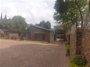 1 Bed Apartment in Highveld