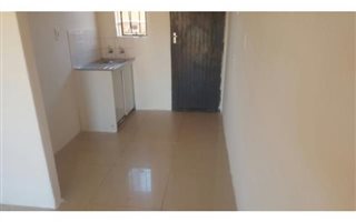 2 Bedroom Townhouse in Protea Glen