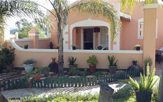 2 Bedroom Townhouse in Rooiberg