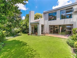 3 Bed Townhouse in Victory Park