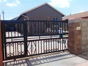 3 Bed House in Kagiso