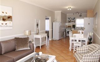 2 Bedroom Apartment in Melrose North