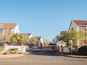 2 Bed Apartment in The Orchards