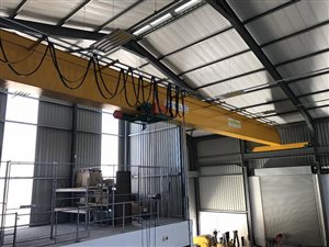 844 m² Industrial space in Airport Industria