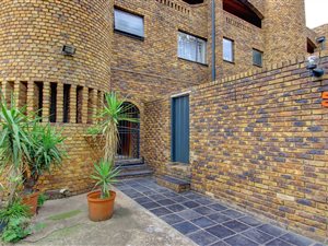 2 Bed Apartment in Cresta
