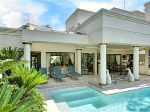 3 Bed Cluster in Melrose North