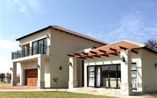 4 Bedroom House in Parys