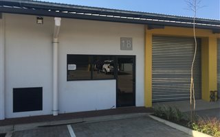 161 m² Industrial space in Cornubia