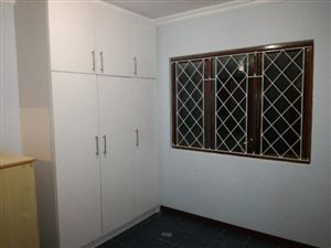 2 Bed Garden Cottage in Southridge