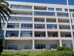 2 Bed Apartment in Strand North