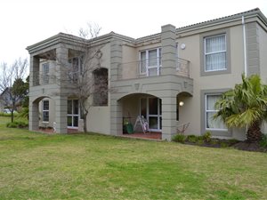 2 Bed Flat in Tokai