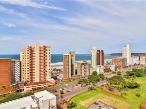 4 Bed Apartment in North Beach