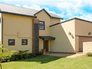 2 Bed House in The Willows