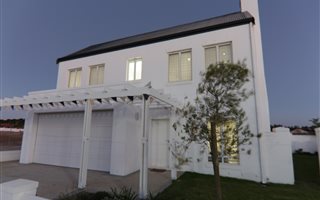 3 Bedroom House in Brackenfell Central