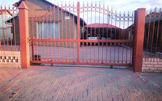 3 Bedroom House in Boitekong