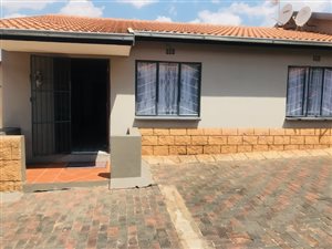 2 Bed Townhouse in Turffontein