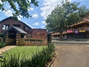2 Bed Apartment in Clarendon