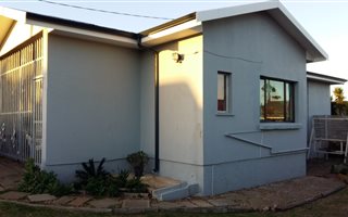 2 Bedroom House in Da Nova