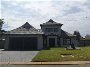 3 Bedroom House in Raslouw Glen