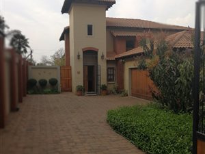 3 Bed House in Alphen Park