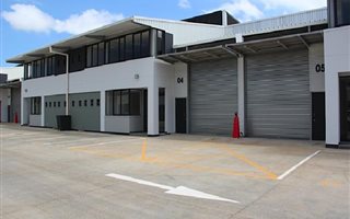 700 m² Commercial space in Mt Edgecombe