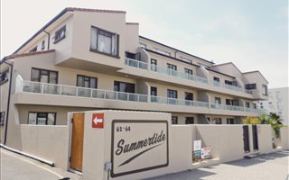 2 Bedroom Apartment in Blouberg
