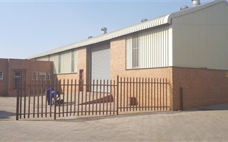 380 m² Industrial space in Dunswart