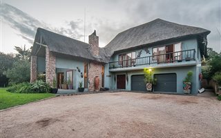6204 ha Farm with House in Drummond