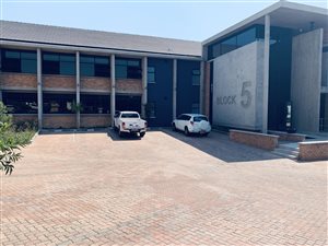 228 m² Commercial space in Tijger Valley and surrounds