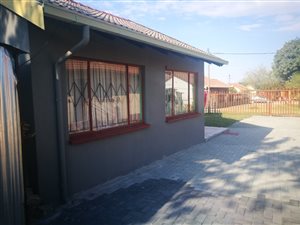 2 Bed House in Meriting